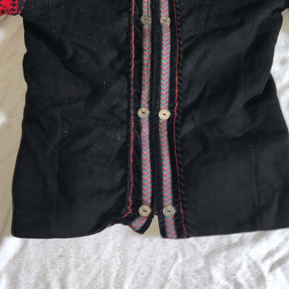 Vintage Nordic SCANDINAVIAN Hand-Embroidered Wool Coat by Samii. GAY ELLIS - Picture 10 of 13